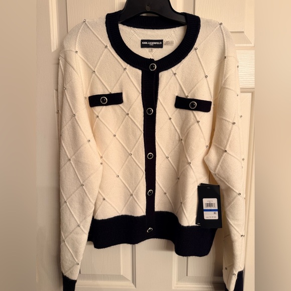 Karl Lagerfeld Sweaters - Karl Lagerfeld XL NWT Cream and Black Quilted Cardigan